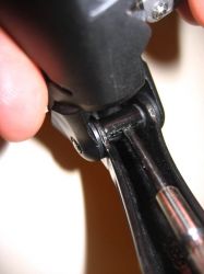 Removing the brake lever pin Removing the brake lever pin